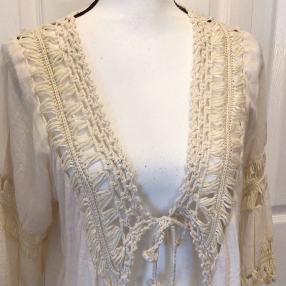 RoomMates Boho Ivory Crocheted Fringe Open Front Cardigan Cover Up Size Medium - Picture 2 of 7